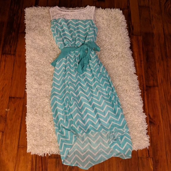 High low maternity dress with lace detail 2 - Picture 1 of 4